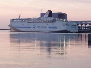 ShinNihonkai Ferry
